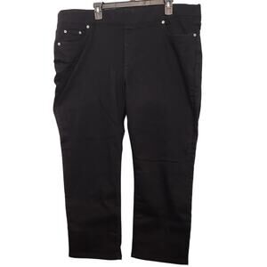 NWT D&CO Petite Black Denim Pull on Elastic Waist Straight leg Jeans Women 24WP